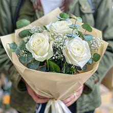 Букет цветов из:  Розы в Каменске