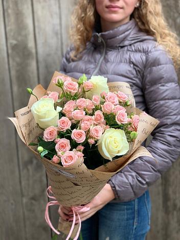 Букет цветов из: Розы в Каменске