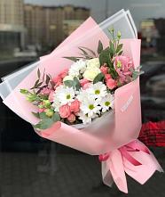 Букет цветов из:  Розы, Лизиантусы и Хризантемы в Каменске